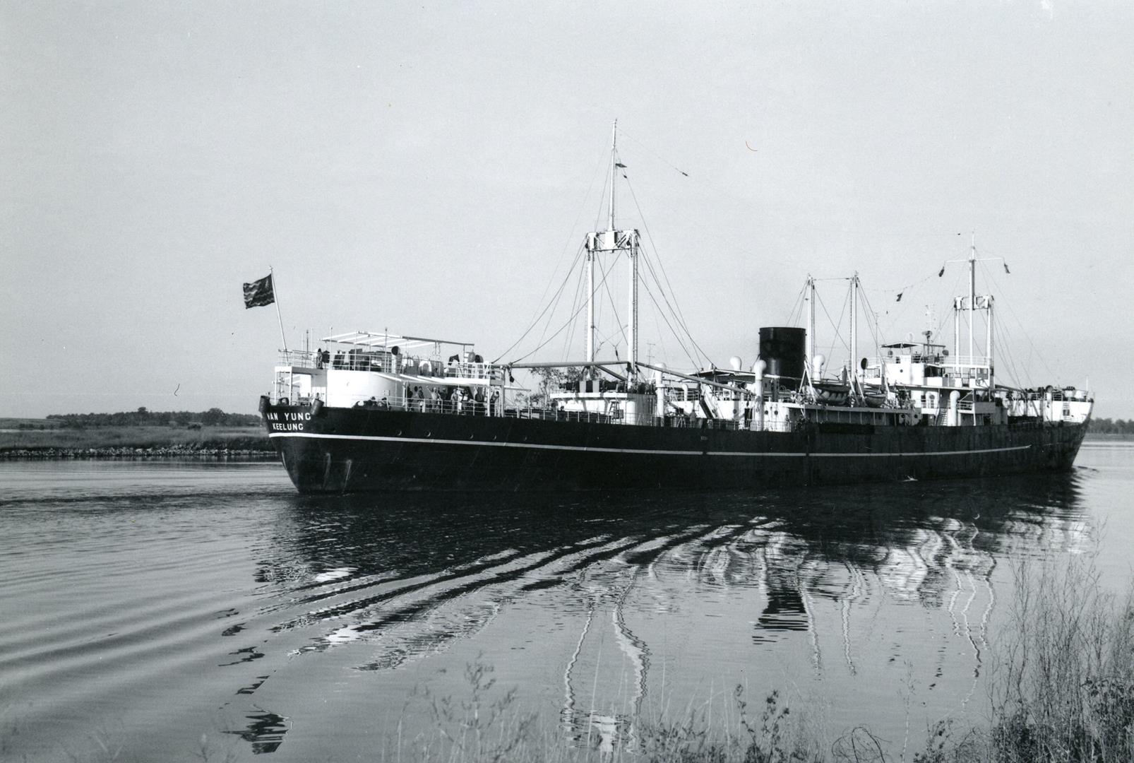 Van Yung
